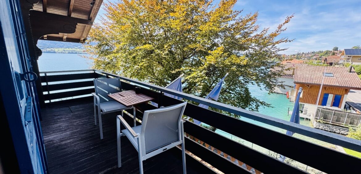 hotel_und_restaurant_niesenblick_hotelzimmer_balcony_doppelzimmer_seitliche_seesicht_mit_balkon hotel_und_restaurant_niesenblick_hotelzimmer_balcony_doppelzimmer_seitliche_seesicht_mit_balkon