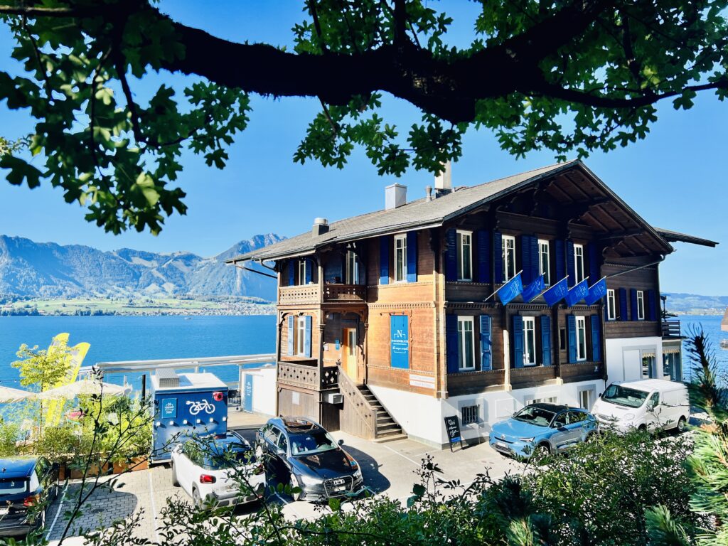 Aussenansicht Boutique Hotel Niesenblick Oberhofen am Thunersee