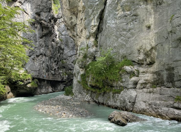 hotel_und_restaurant_niesenblick_freizeitaktivitaeten_aareschlucht hotel_und_restaurant_niesenblick_freizeitaktivitaeten_aareschlucht